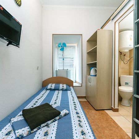 Small Room Near Independence Square Kiev Exterior foto